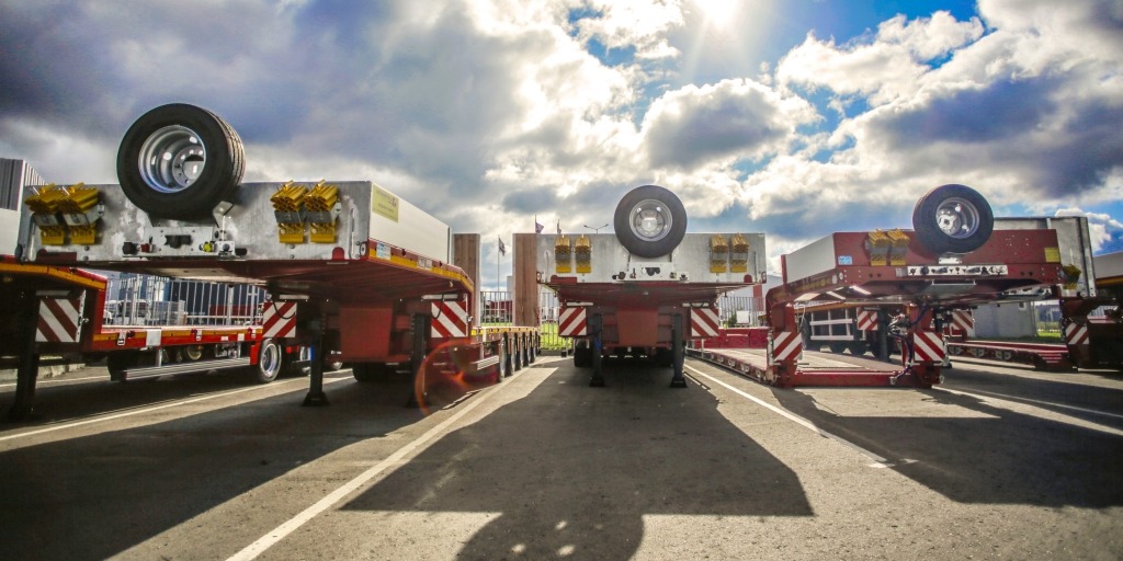 MAX Trailer in-stock vehicles standing next to each other Instock Pre-Footer Image