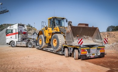 MAX Trailer manufactures trailers for special and heavy transports.