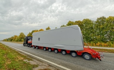 MAX810 semi-trailer as 2+6 axle version