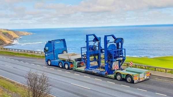 The MAX510 lowbed trailer by MAX Trailer with pendle-axles