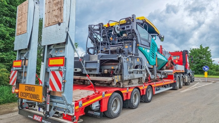 MAX110 semi-trailer by MAX Trailer
